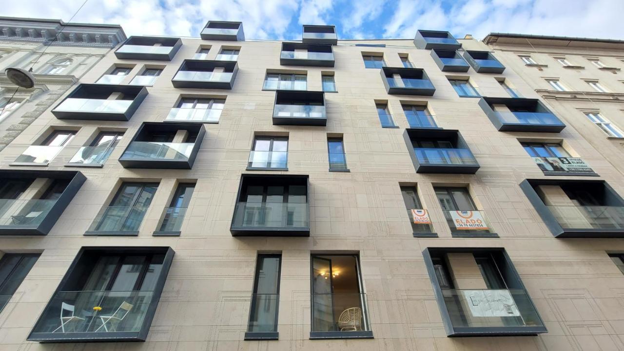 Mm D Home Apartment بودابست المظهر الخارجي الصورة