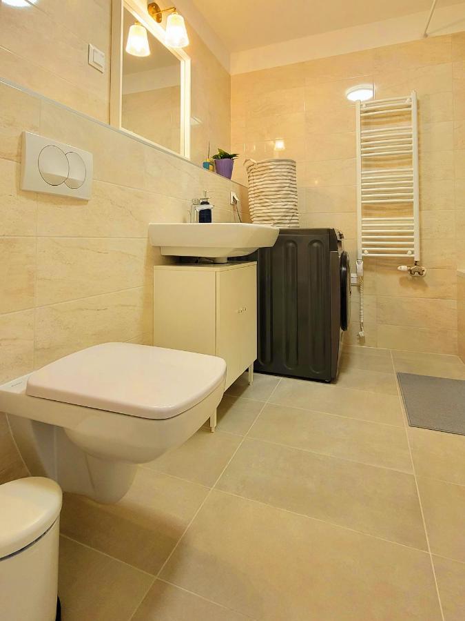 Mm D Home Apartment بودابست المظهر الخارجي الصورة