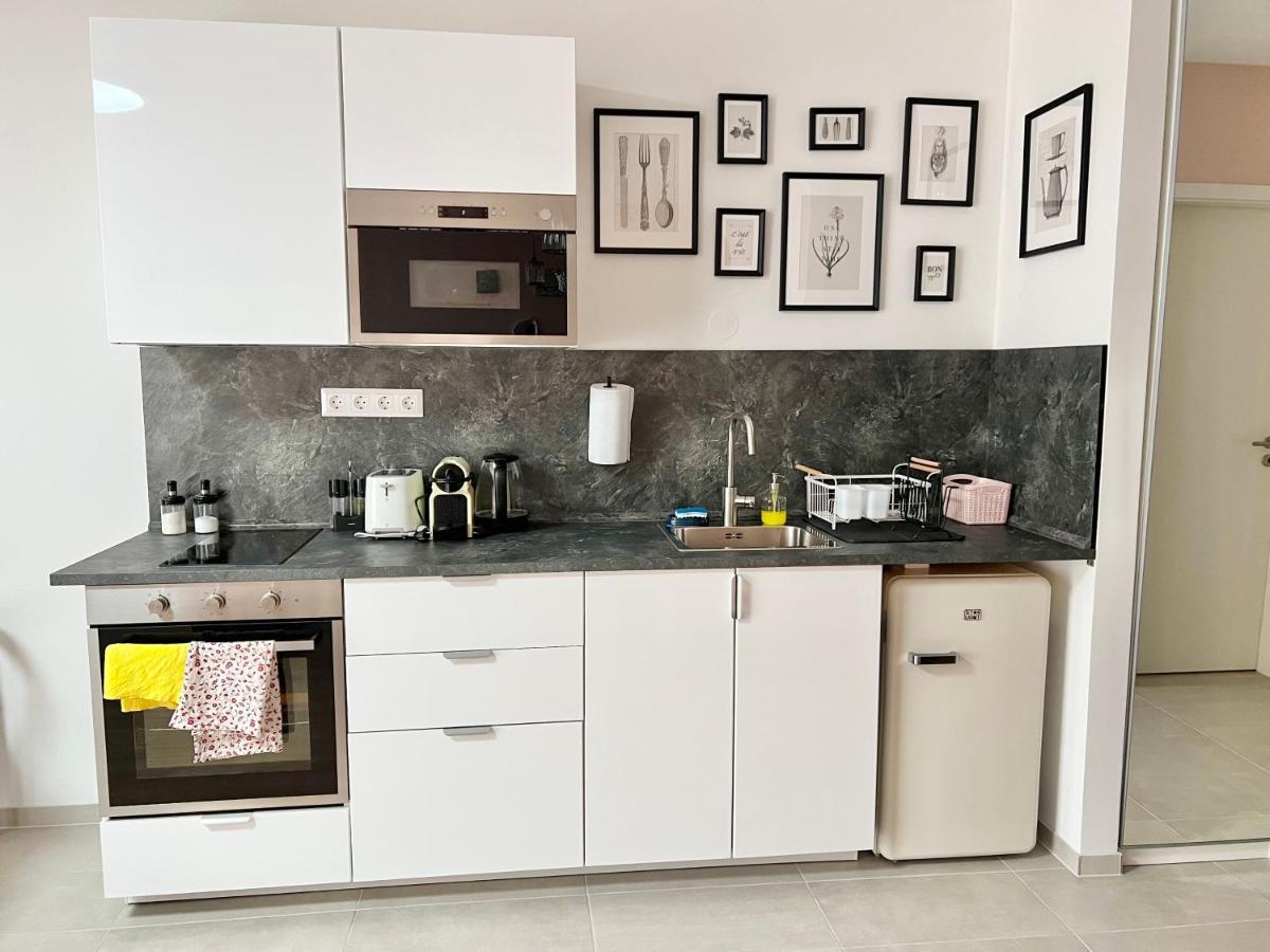 Mm D Home Apartment بودابست المظهر الخارجي الصورة